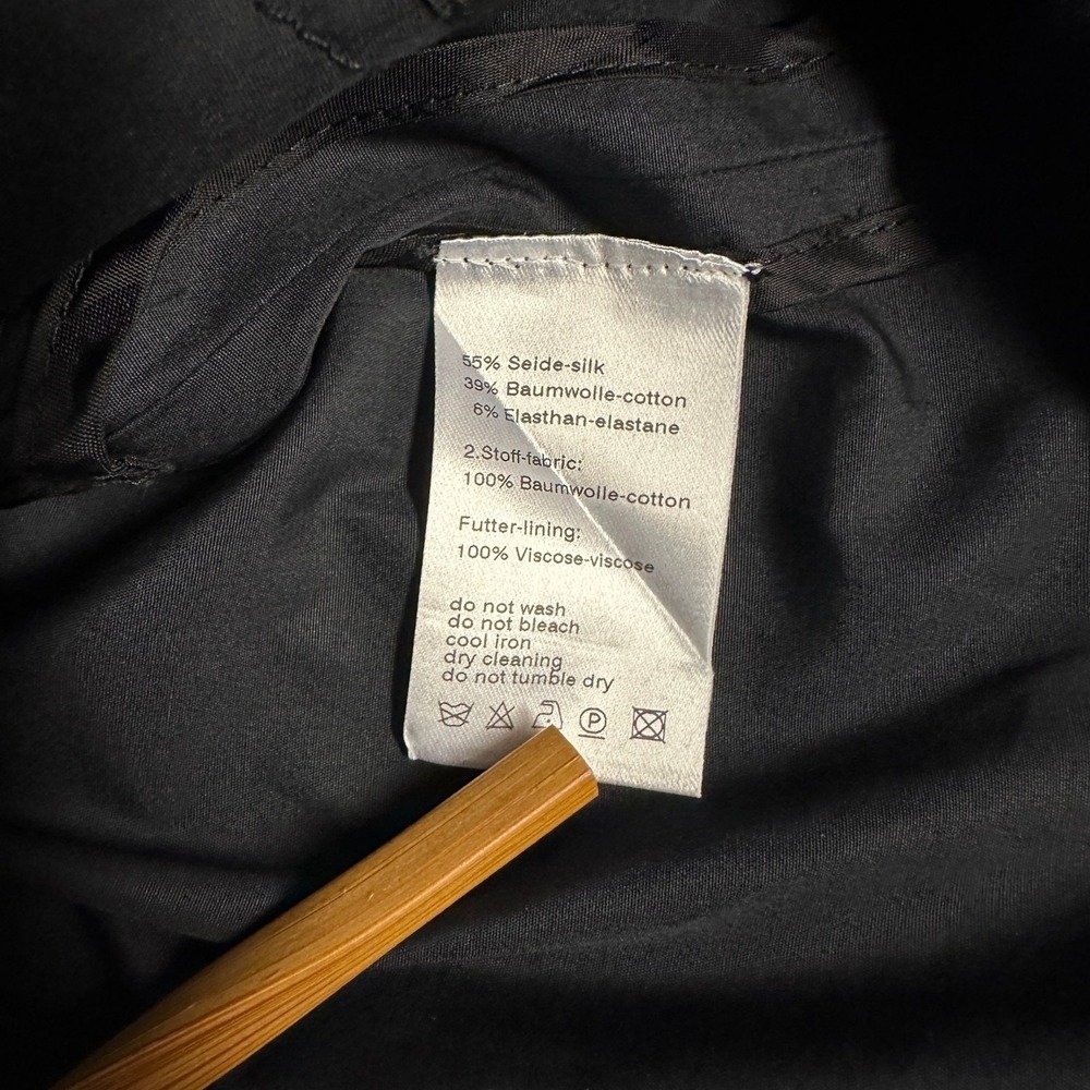 Akris Black Silk Blend V-Neck Belted Pleated Bodysuit Dress Pockets US 6 $2,390 - Picture 7 of 8